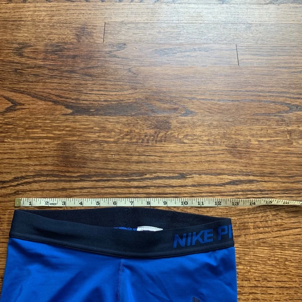 Nike shorts - Picture 4 of 5